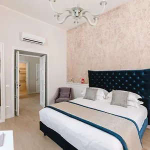 Pensionat Rhea Silvia Luxury Navona **